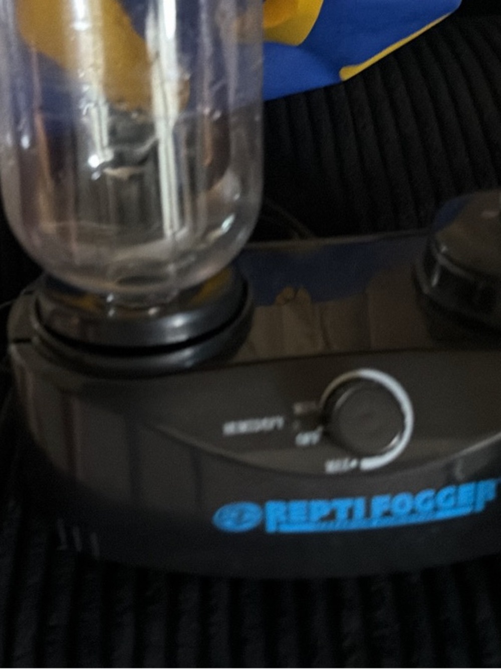 Refill Fogger Ultrasonic Humidifier - Black with Blue Logo